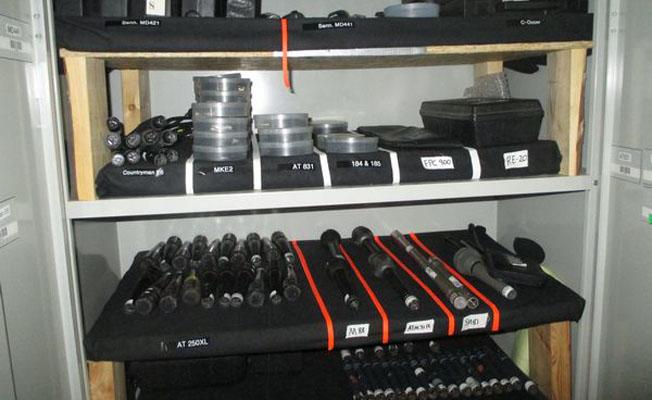 All equipment of major event production company goes on public sale via online auction. Bidding opens Friday, February 26, 2016 for Audio Consoles, Speakers, Amplifiers, Video Monitor Walls, HD Camcorders/Projectors, Wireless/Mic’s, Backline Gear, Mobile Stage/Vehicles , Lighting Consoles/Dimmer Racks/Cable, Trusses, Staging, Flooring, Saddlespan, Lighting, Power Distro, Rigging, Forklifts/Racking ( http://josephfinn.com )