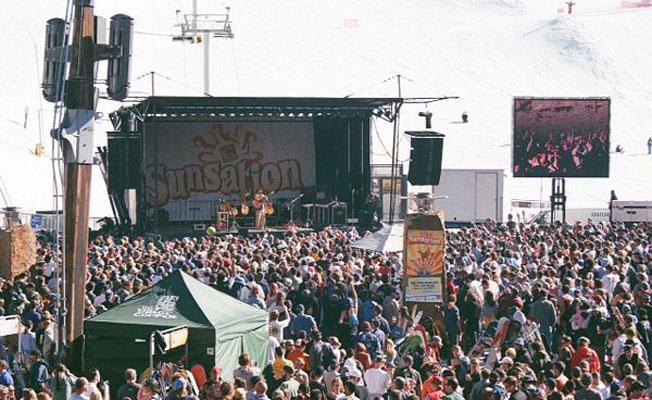 All equipment of major event production company goes on public sale via online auction. Bidding opens Friday, February 26, 2016 for Audio Consoles, Speakers, Amplifiers, Video Monitor Walls, HD Camcorders/Projectors, Wireless/Mic’s, Backline Gear, Mobile Stage/Vehicles , Lighting Consoles/Dimmer Racks/Cable, Trusses, Staging, Flooring, Saddlespan, Lighting, Power Distro, Rigging, Forklifts/Racking ( http://josephfinn.com )