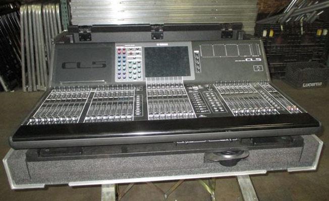 All equipment of major event production company goes on public sale via online auction. Bidding opens Friday, February 26, 2016 for Audio Consoles, Speakers, Amplifiers, Video Monitor Walls, HD Camcorders/Projectors, Wireless/Mic’s, Backline Gear, Mobile Stage/Vehicles , Lighting Consoles/Dimmer Racks/Cable, Trusses, Staging, Flooring, Saddlespan, Lighting, Power Distro, Rigging, Forklifts/Racking ( http://josephfinn.com )